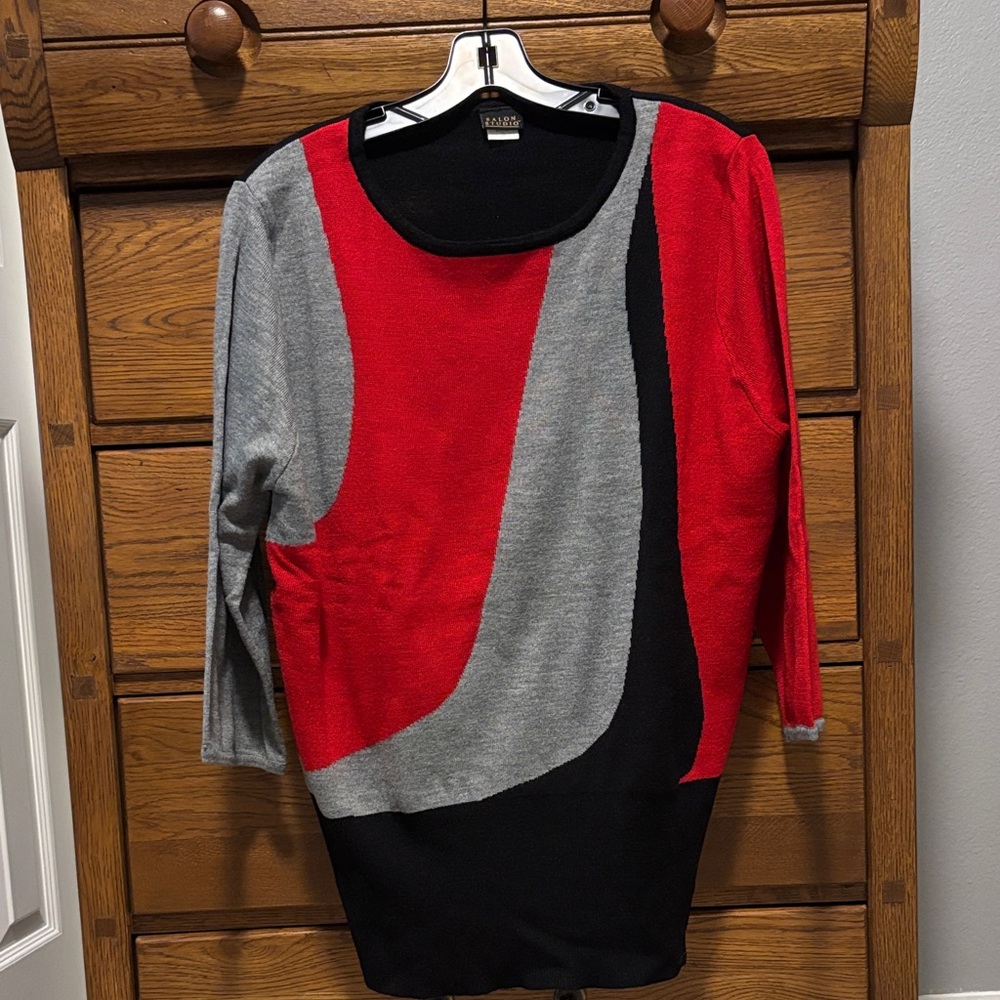 Salon Studio Color-block Sweater Red/Gray/Black Women’s Size XL